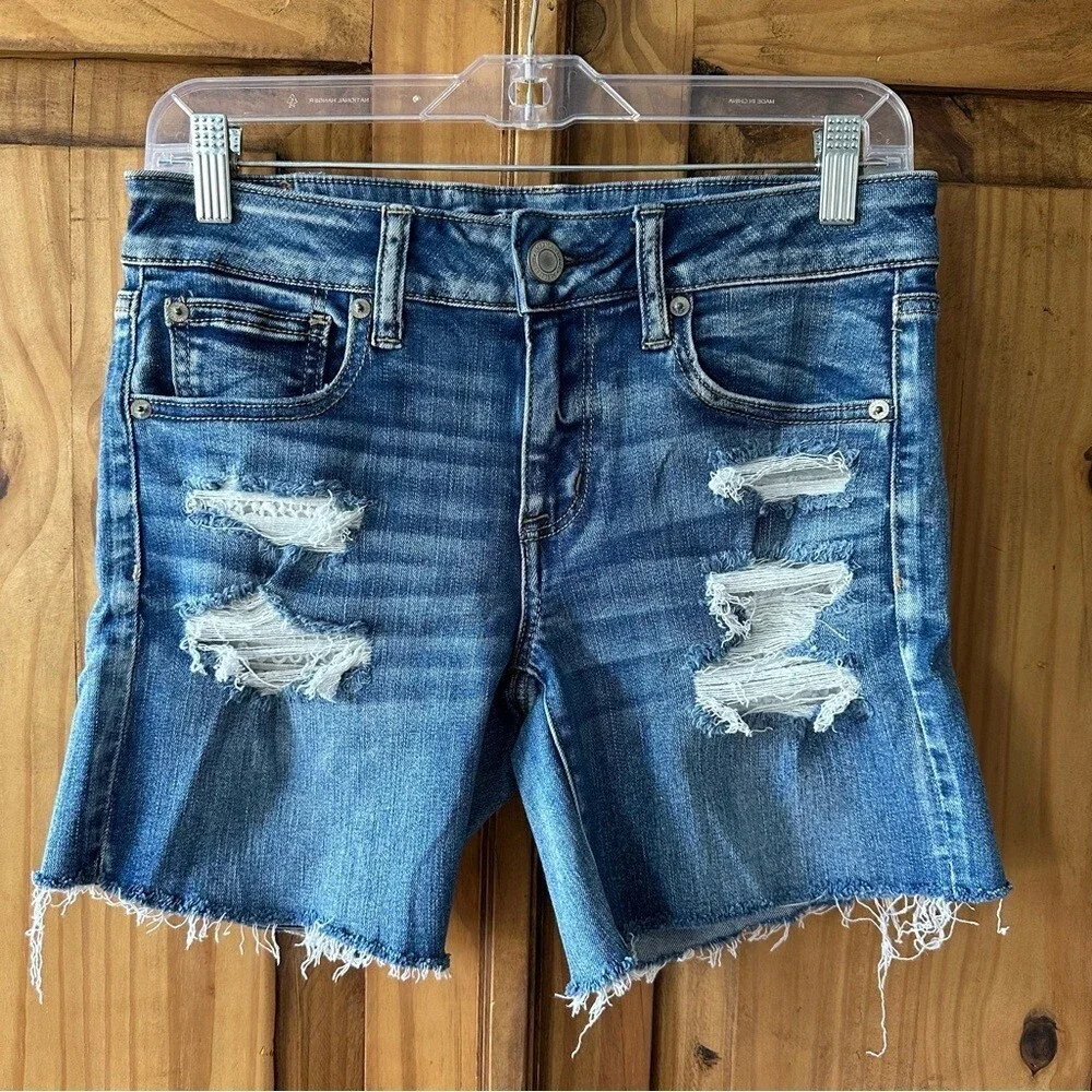 American Eagle Distressed Cutoff Jean Shorts w/Lace Appliqué - Size 8